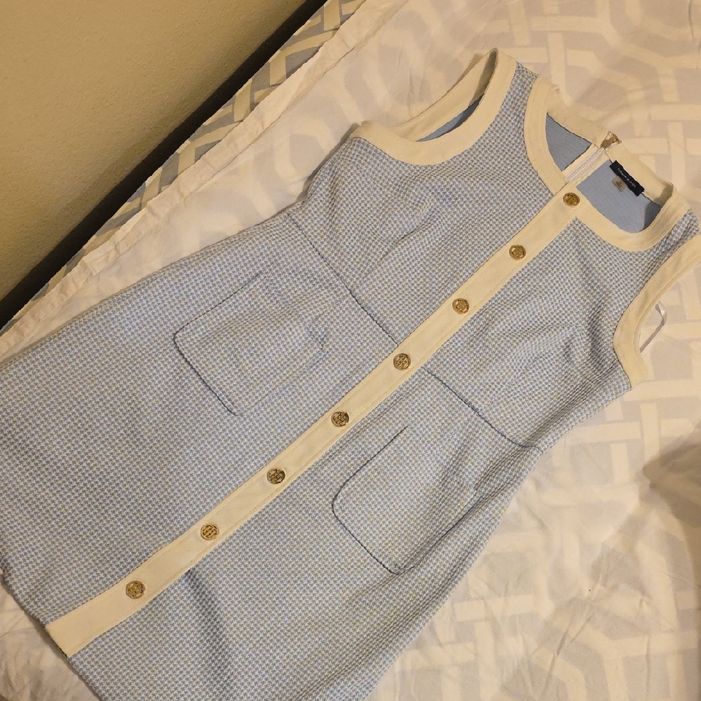Tommy Hilfifer Size 12 Blue and White Sleeveless Dress with Button Details